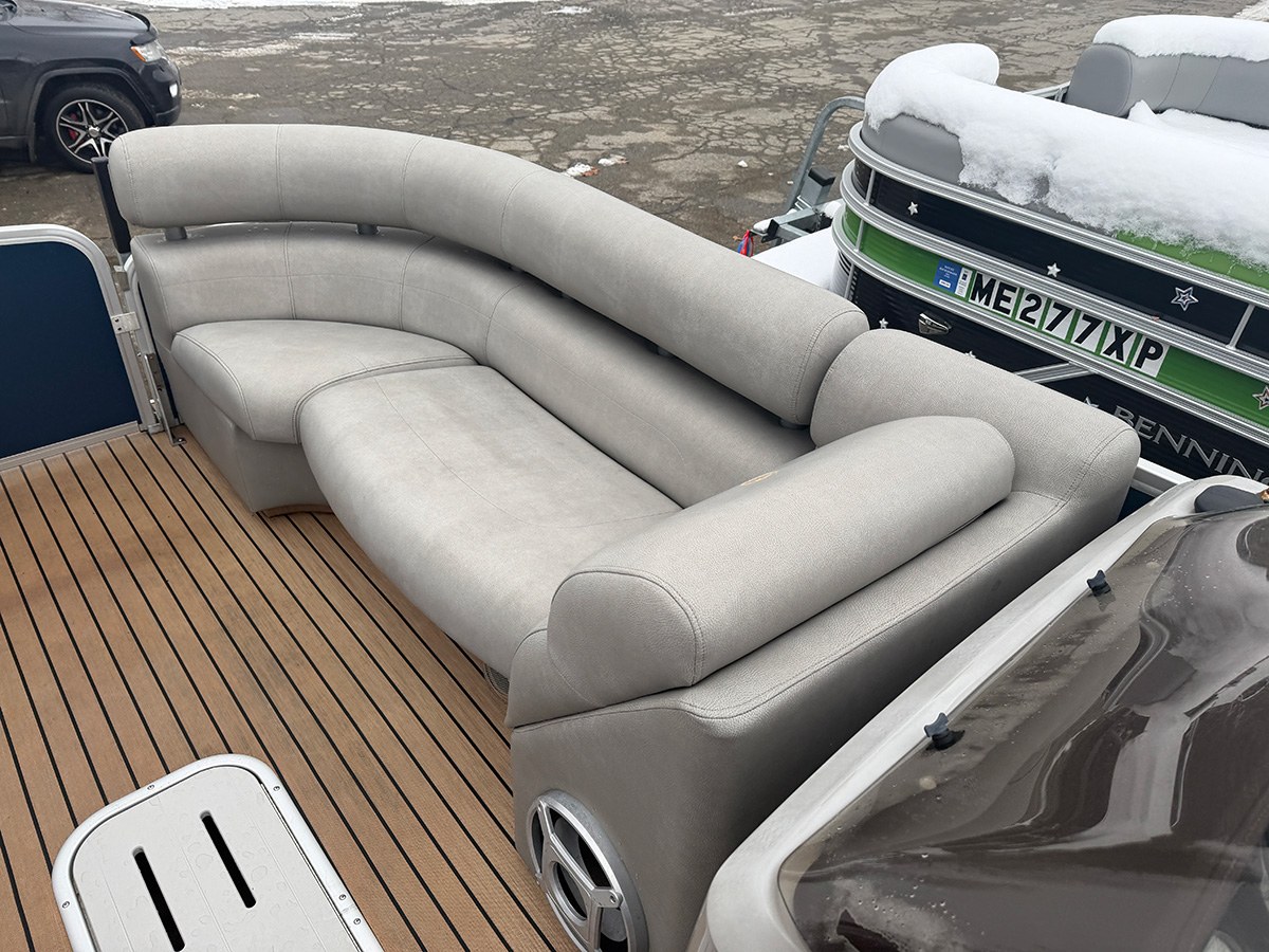 2016 Premier 250 Intrigue photo 14