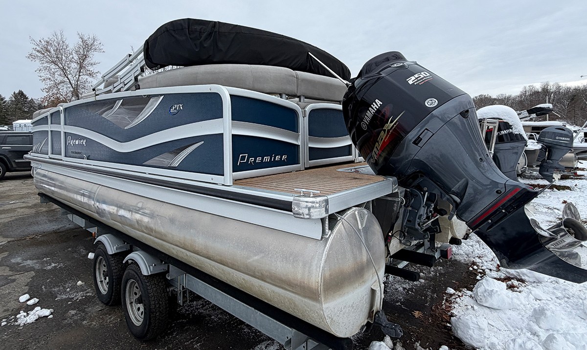 2016 Premier 250 Intrigue photo 5
