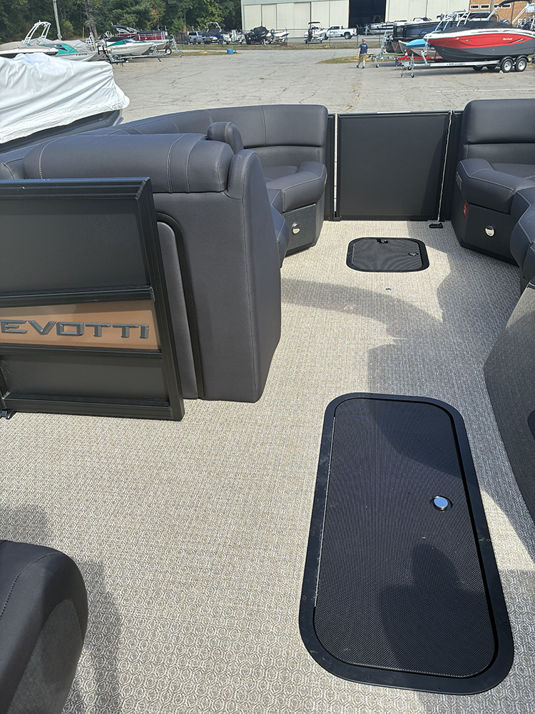 2027 Evotti 523QL Triple photo 12
