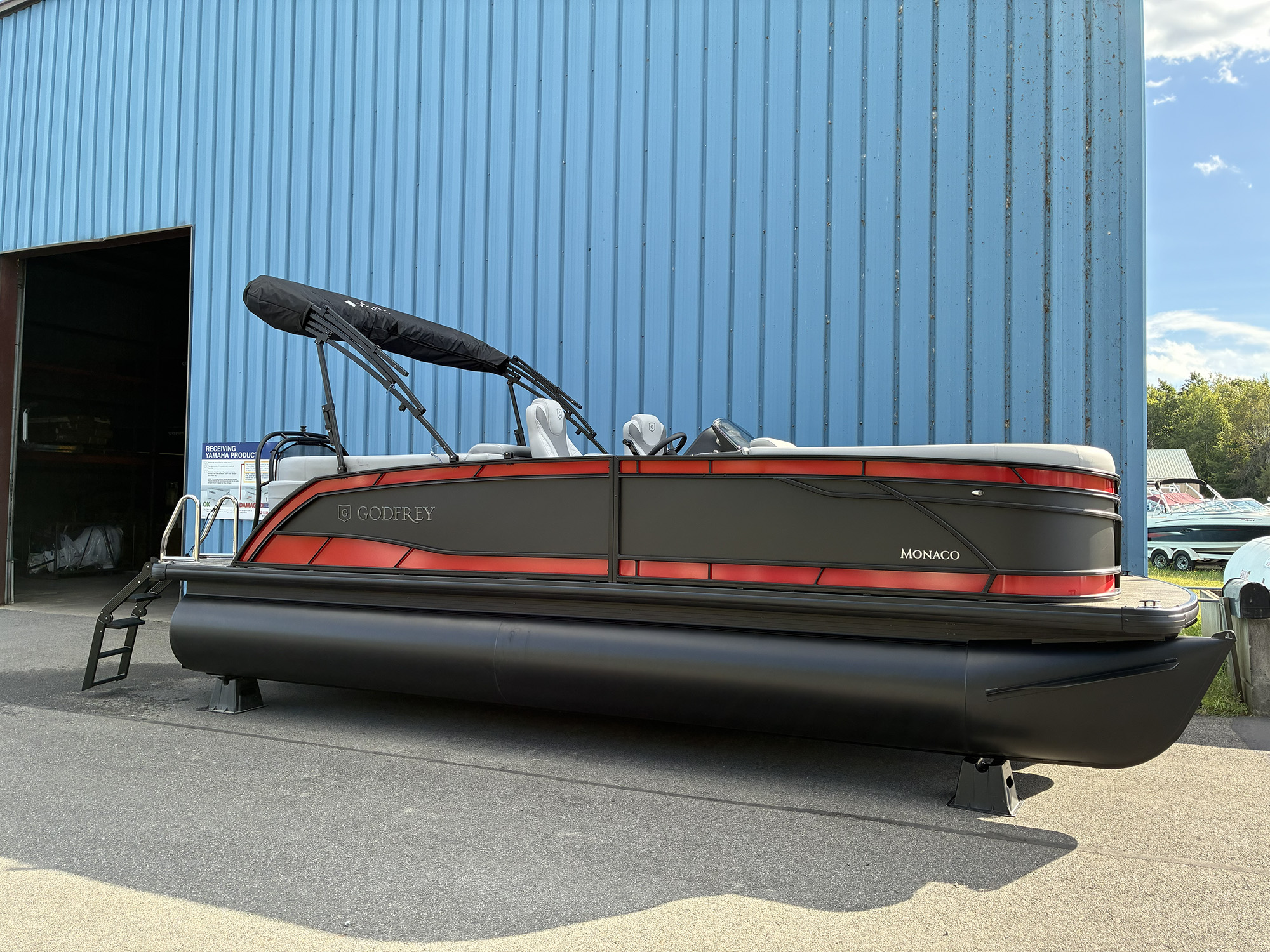 2027 Godfrey MC235SBC Triple