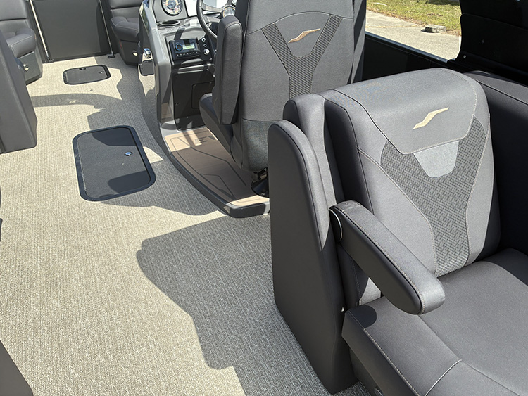 2027 Evotti 523QL Triple photo 8