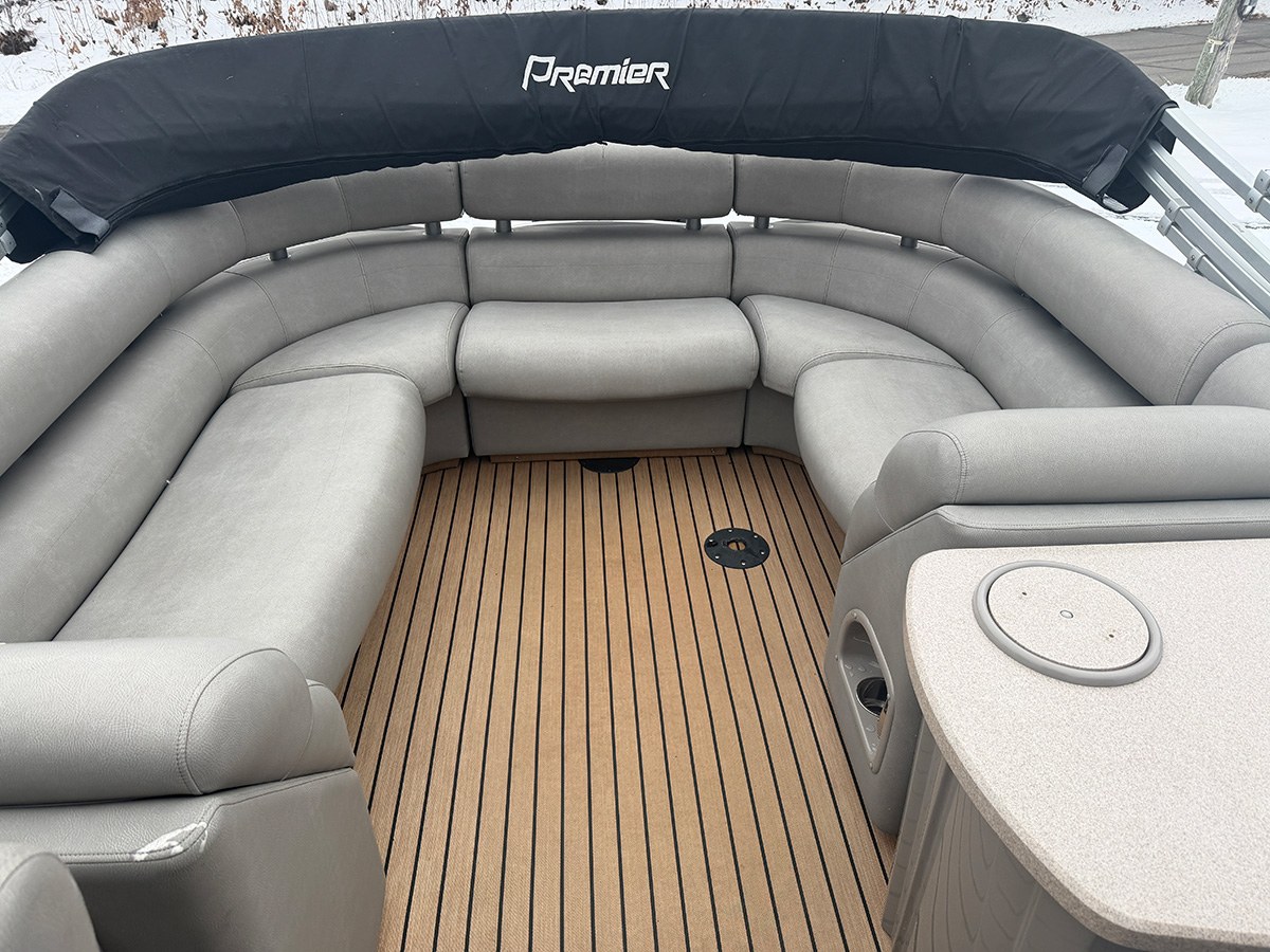 2016 Premier 250 Intrigue photo 10