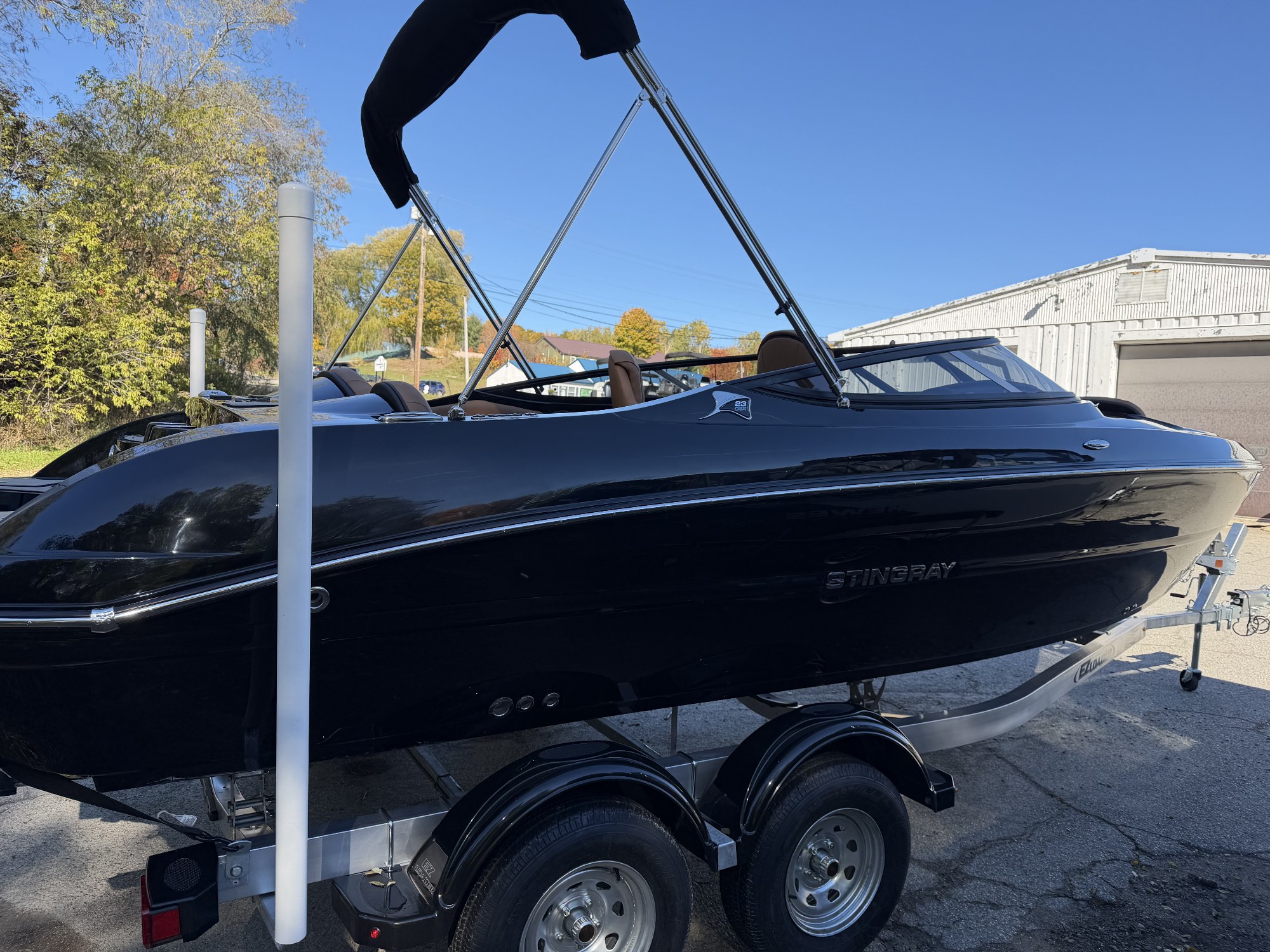 2027 Stingray 23 Osx