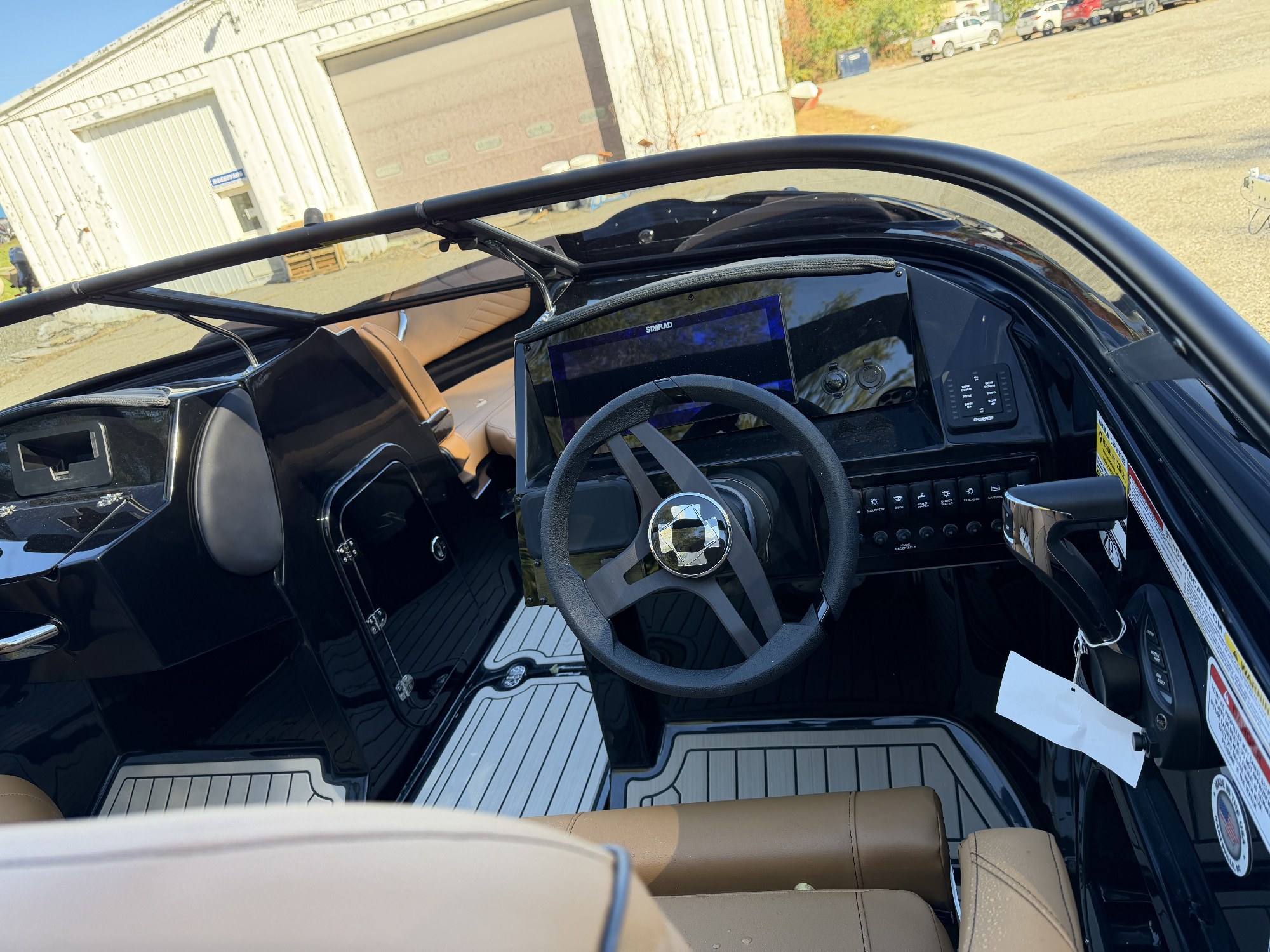 2027 Stingray 23 Osx photo 13