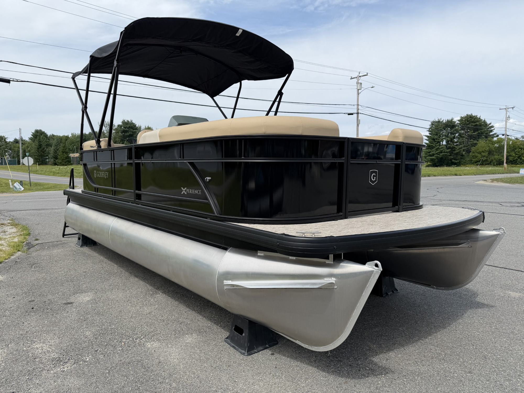 2027 Godfrey EX2086SBX