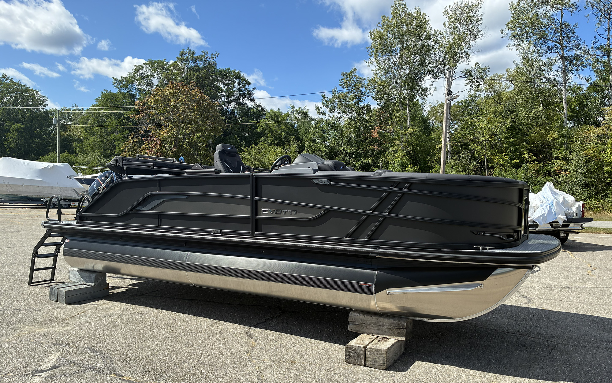2027 Evotti 721CS Triple photo 5