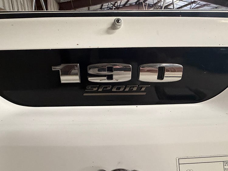 2013 Sea Ray 190 Sport photo 9