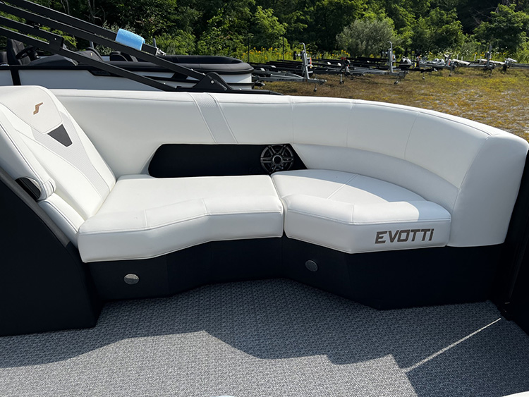 2027 Evotti 523CS Triple photo 7