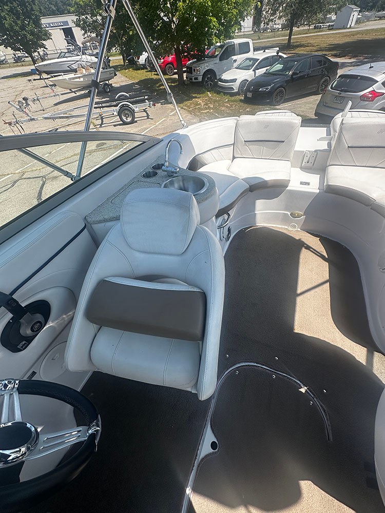 2008 Four Winns H240 photo 15