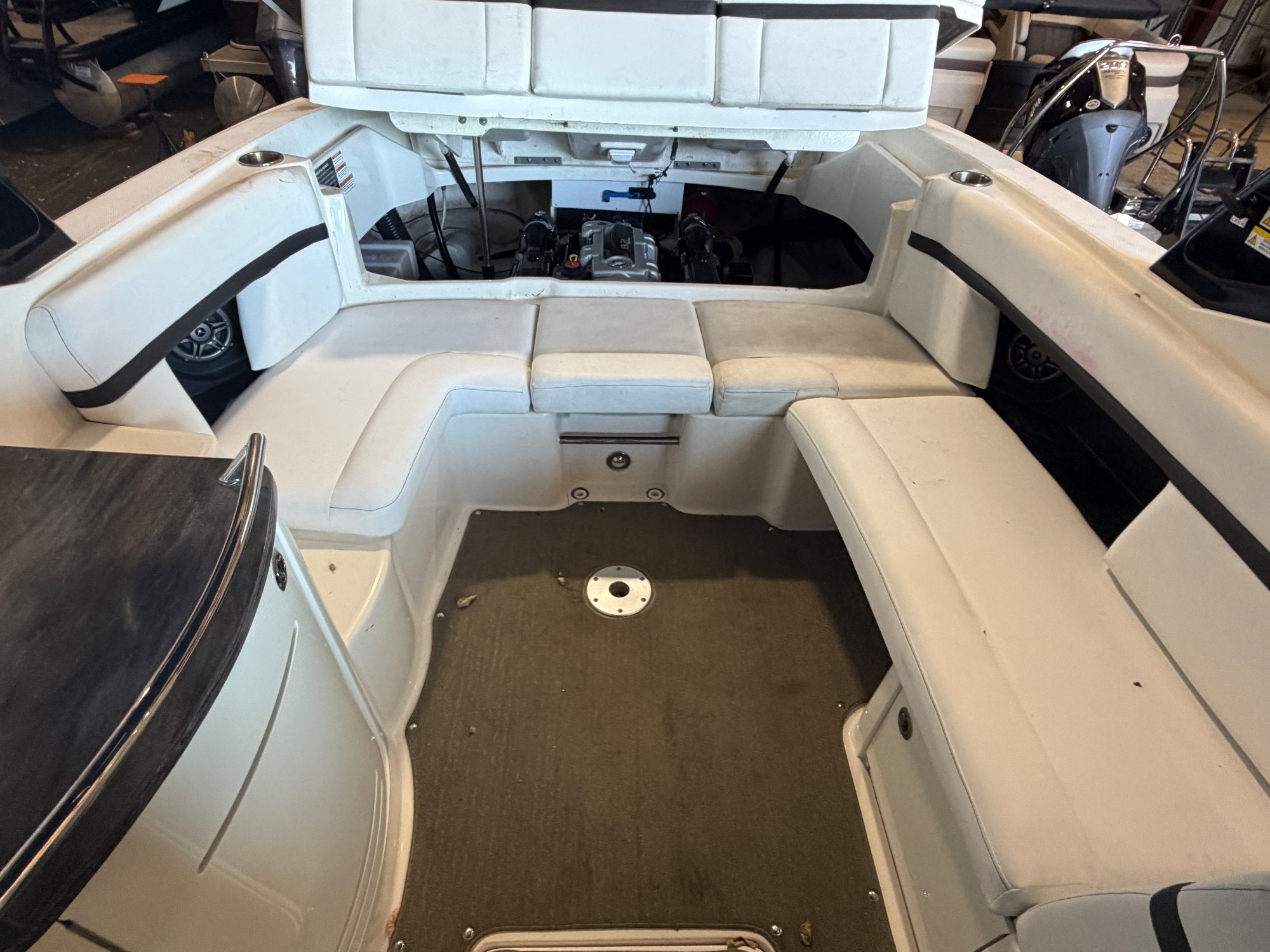 2014 Sea Ray 270 SLX photo 16