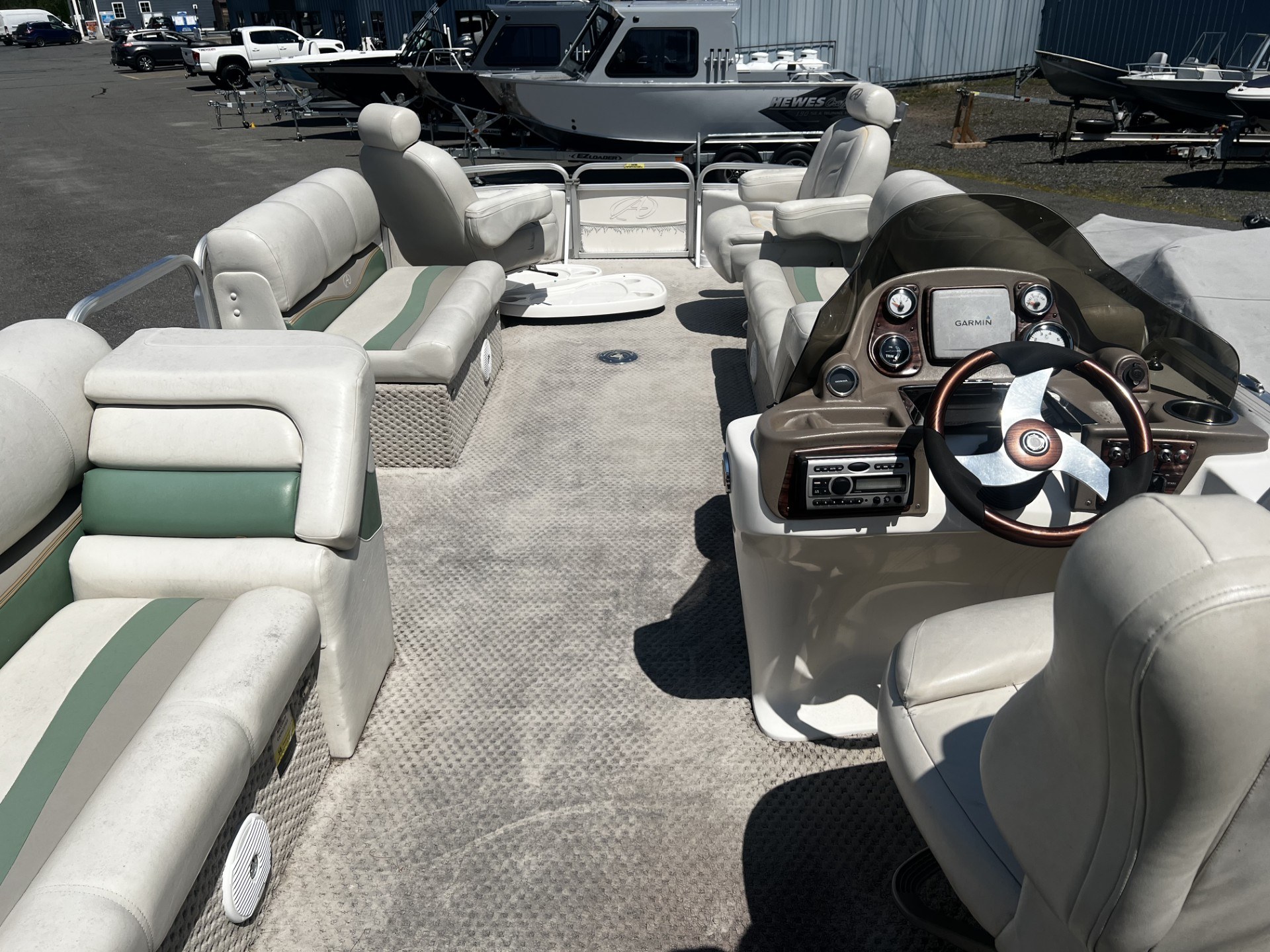 2008 Avalon Paradise 2225 photo 14