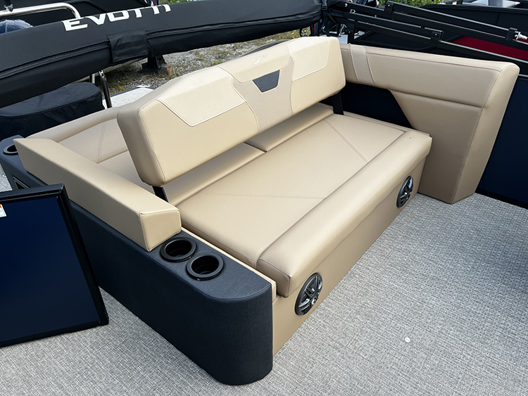 2027 Evotti 523CS Triple photo 13
