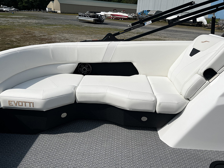 2027 Evotti 523CS Triple photo 8