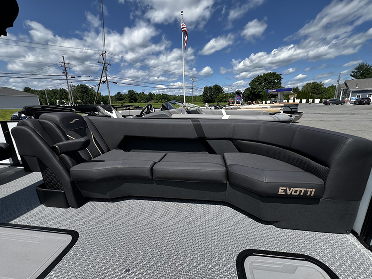 2027 Evotti 725CS Triple photo 13
