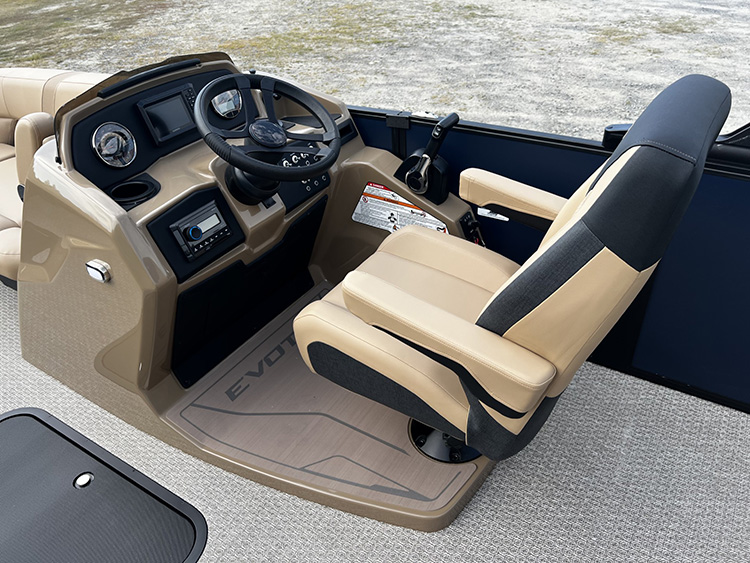 2027 Evotti 523CS Triple photo 8