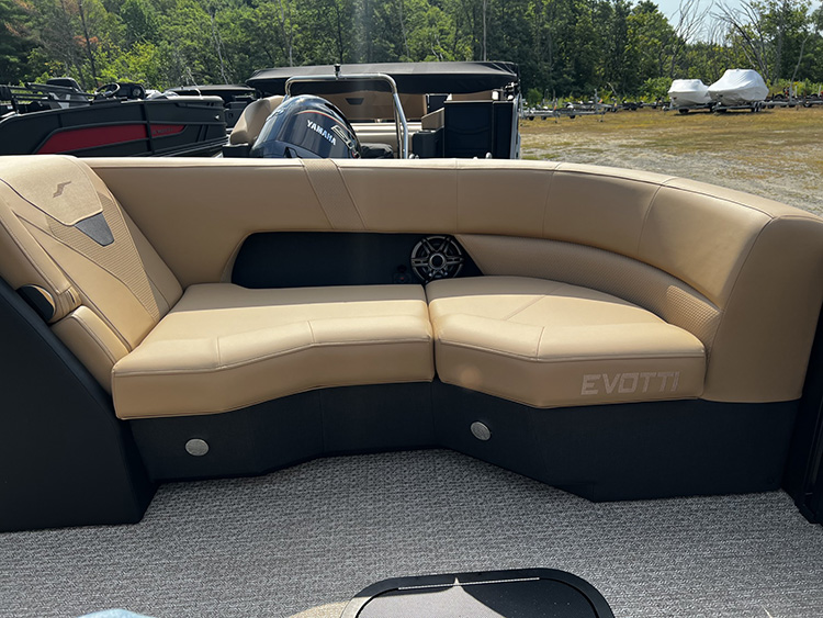 2027 Evotti 521QL Triple photo 6