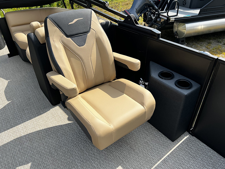 2027 Evotti 521QL Triple photo 15