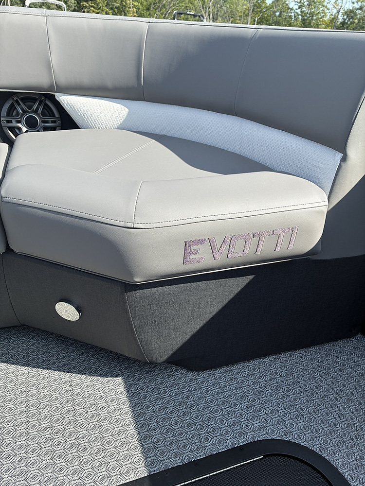 2027 Evotti 525CS Triple photo 15
