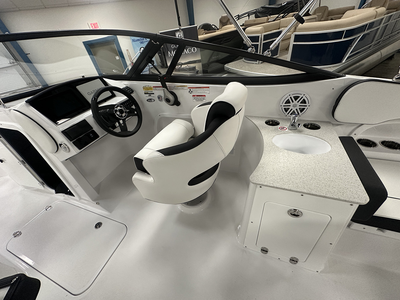2026 Stingray 231DC photo 10