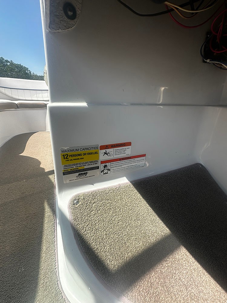 2008 Four Winns H240 photo 9
