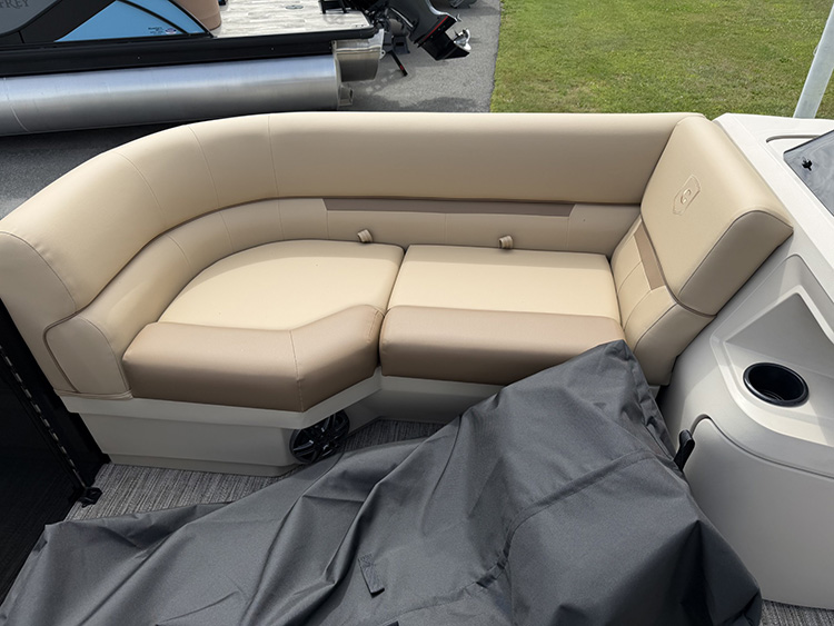 2027 Godfrey EX2086SBX photo 9