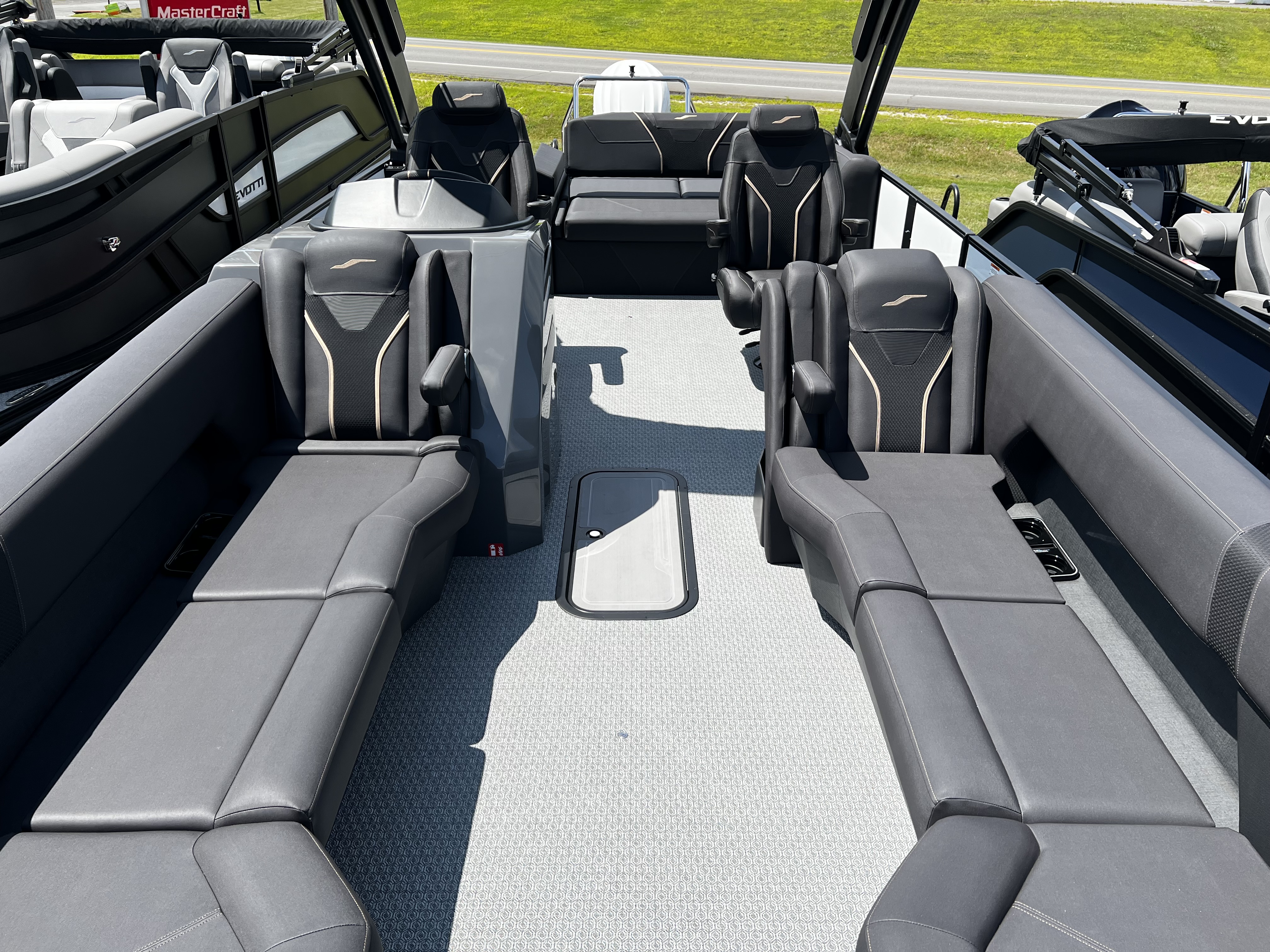 2027 Evotti 725CS Triple photo 6