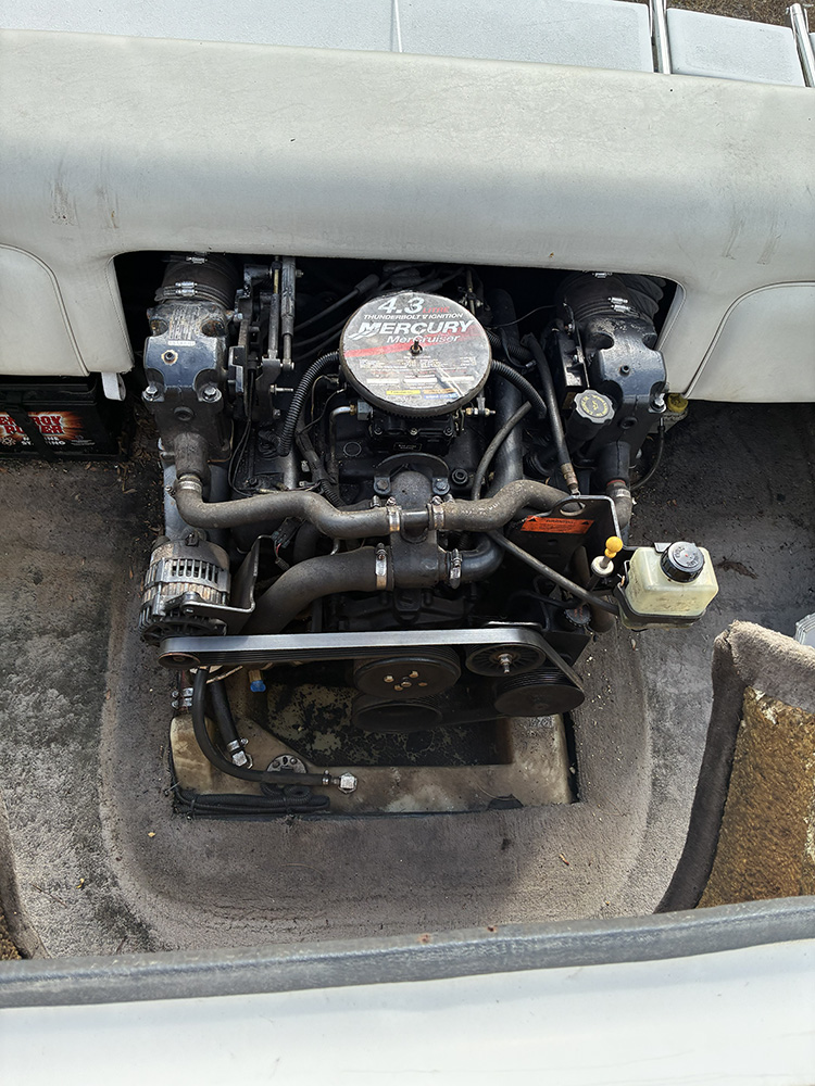 2003 Stingray 190LS photo 8