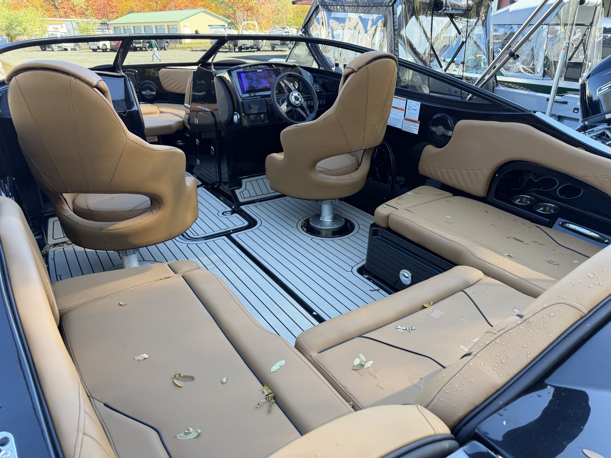 2027 Stingray 23 Osx photo 6