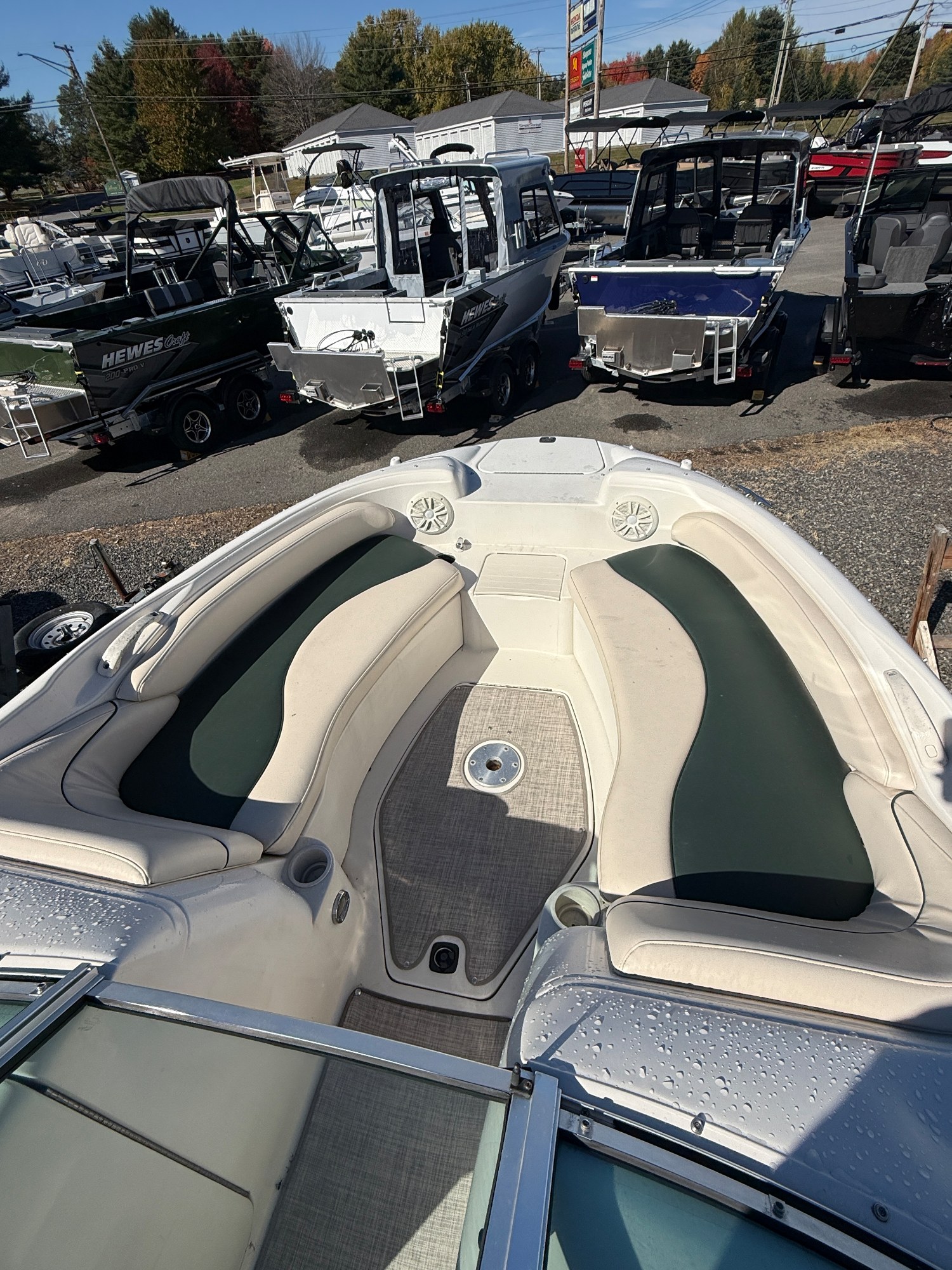 1999 Sea Ray Sundeck 210 photo 5