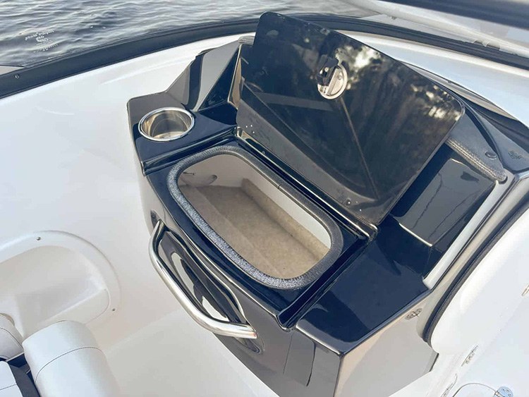 2027 Stingray 23 Osx photo 6