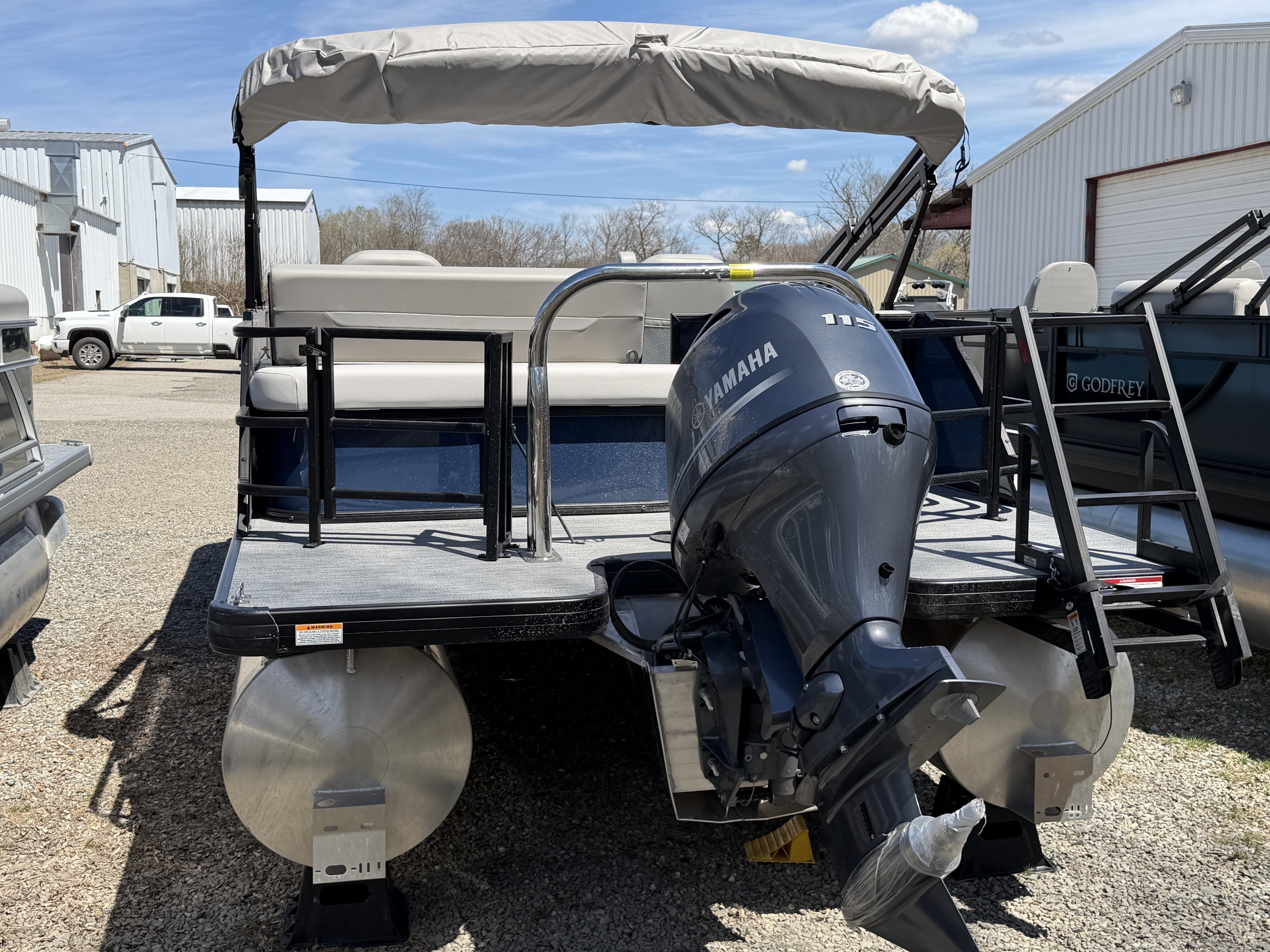2026 Godfrey EX2286SFLX photo 3
