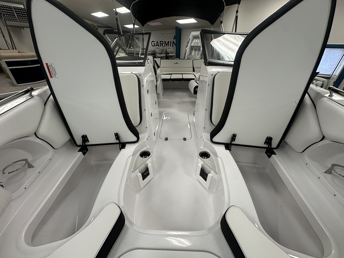 2026 Stingray 231DC photo 18