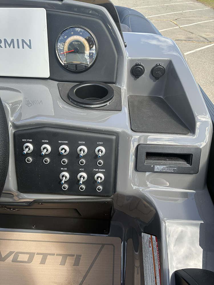 2027 Evotti 523QL Triple photo 11