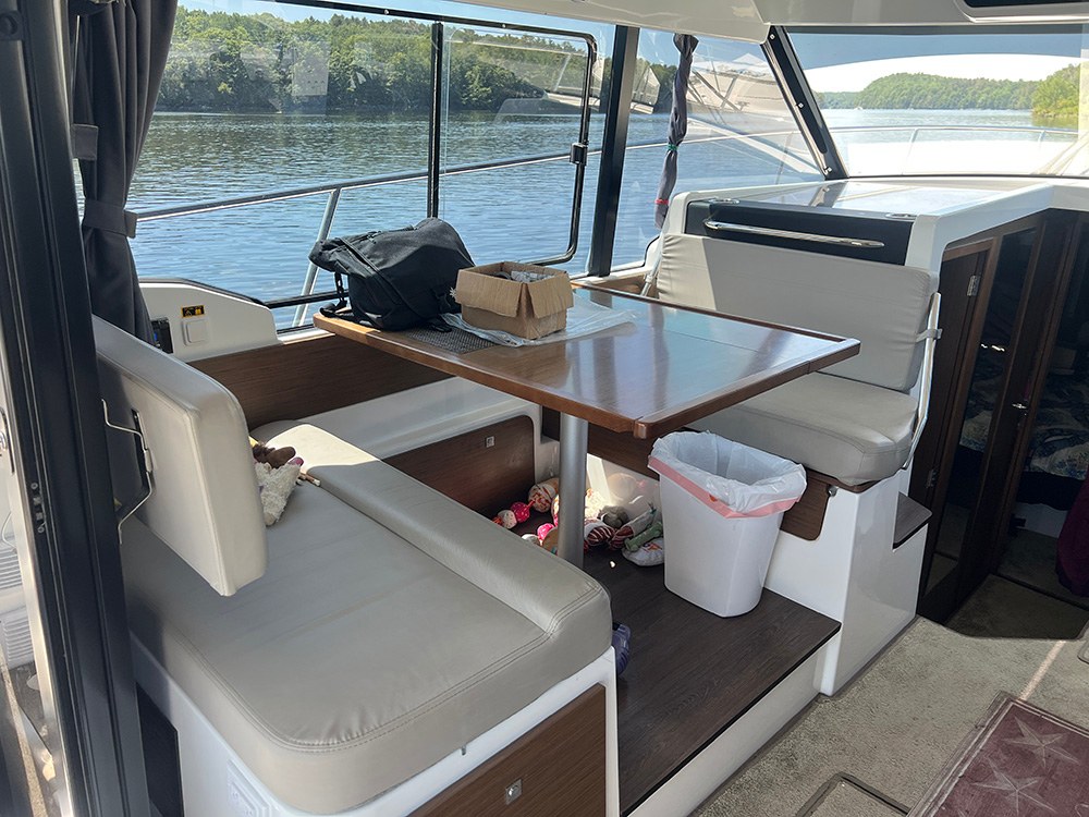 2020 Jeanneau 1095 photo 6