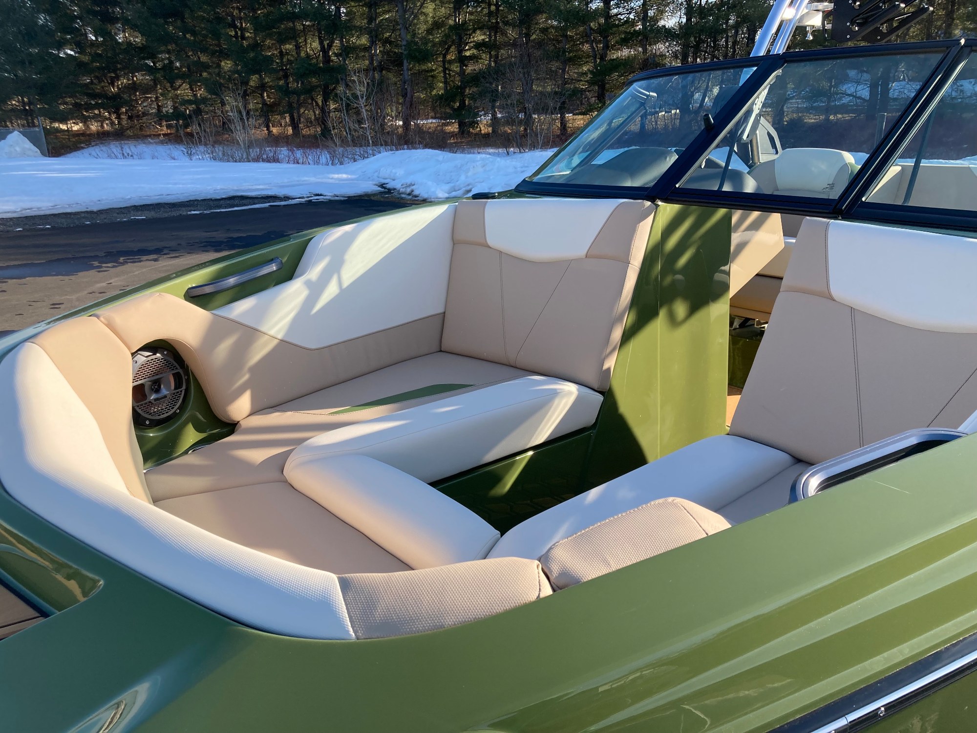 2022 Mastercraft NXT 22 photo 3