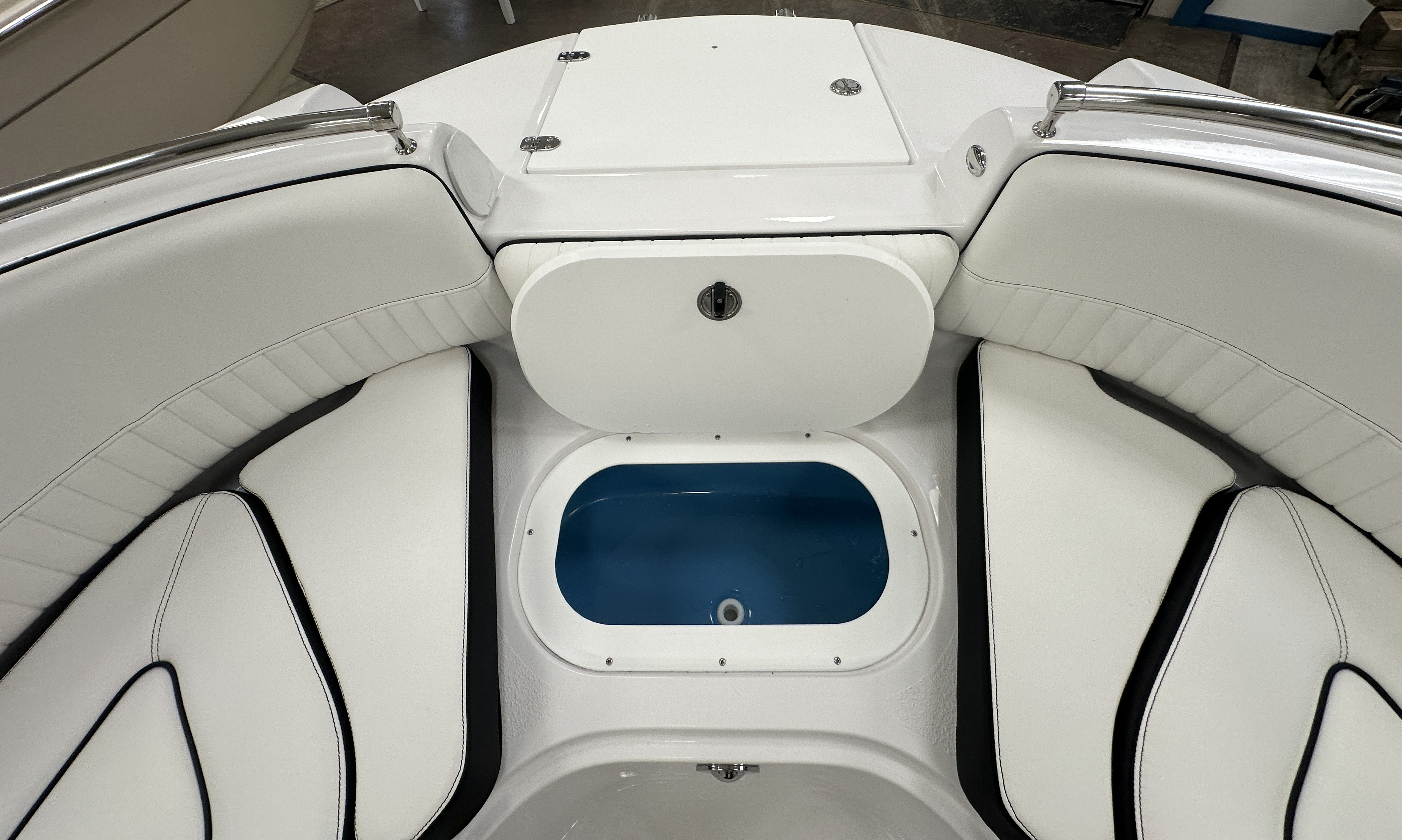 2026 Stingray 231DC photo 19
