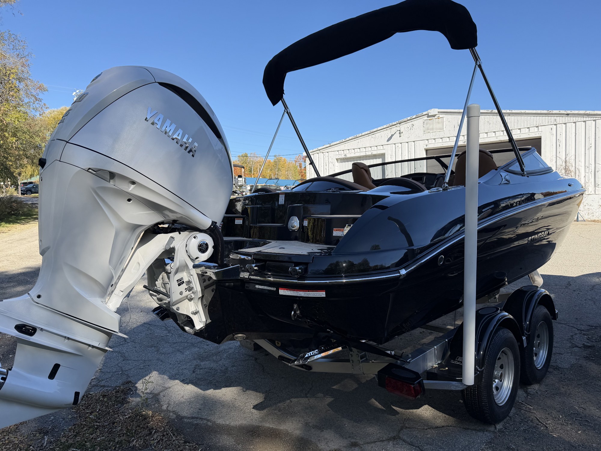 2027 Stingray 23 Osx photo 2