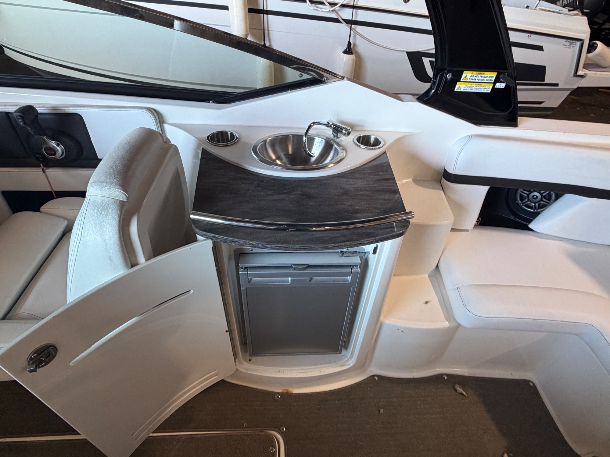 2014 Sea Ray 270 SLX photo 15