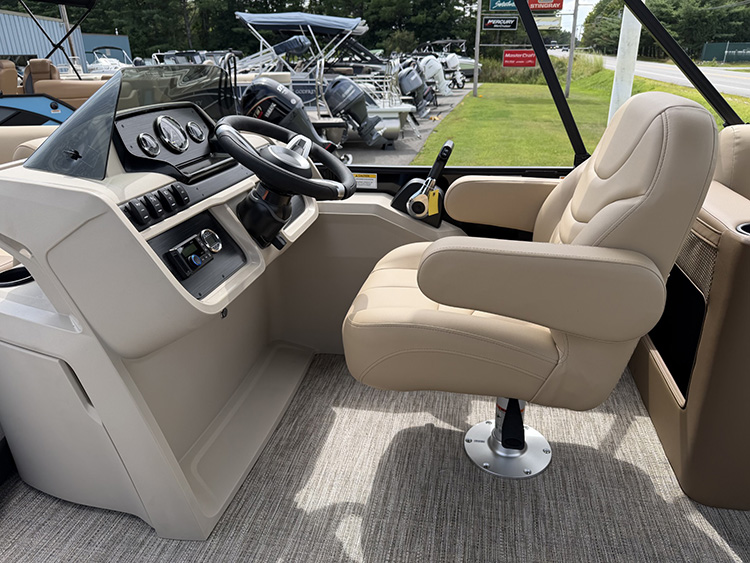 2027 Godfrey EX2086SBX photo 10