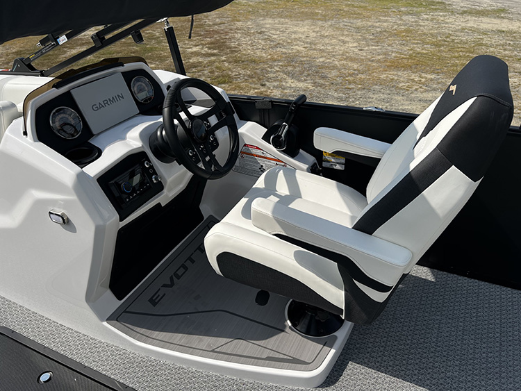 2027 Evotti 523CS Triple photo 10