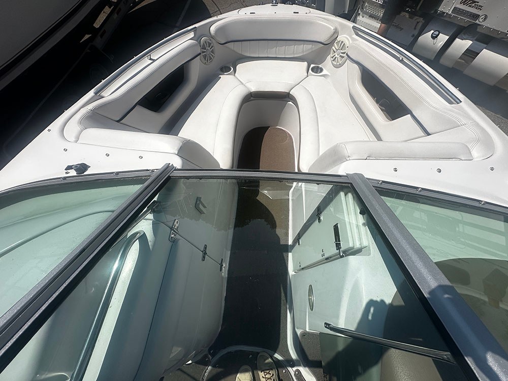 2008 Four Winns H240 photo 5