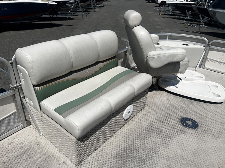 2008 Avalon Paradise 2225 photo 3