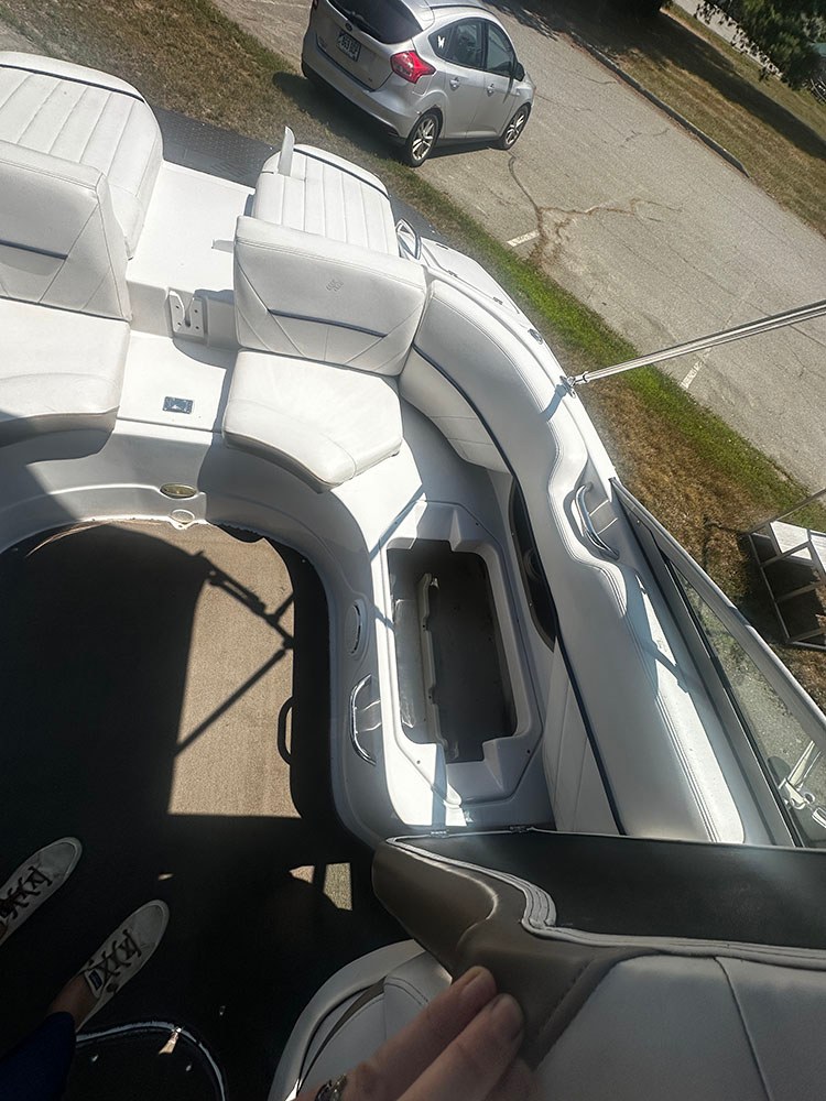 2008 Four Winns H240 photo 12