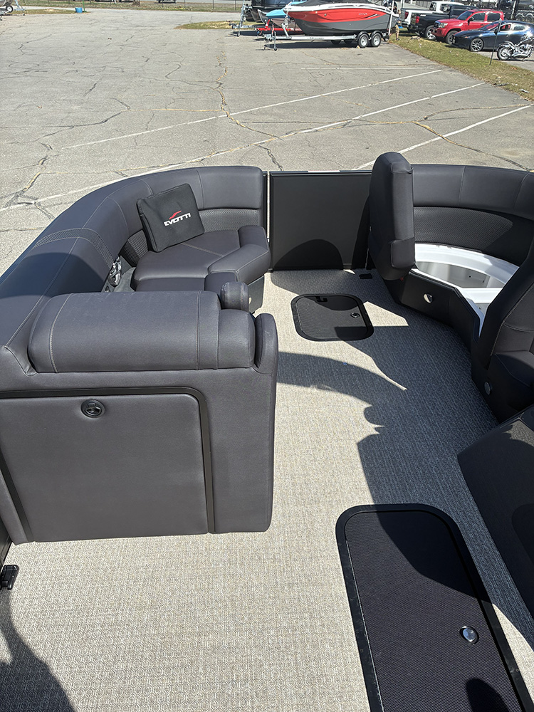 2027 Evotti 523QL Triple photo 16