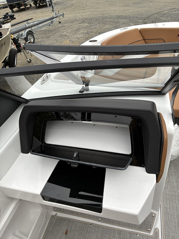 2027 Stingray 20 SBX photo 17