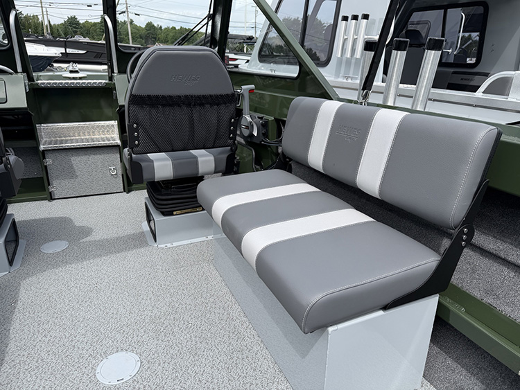 2027 Hewescraft Pro V 200 photo 8