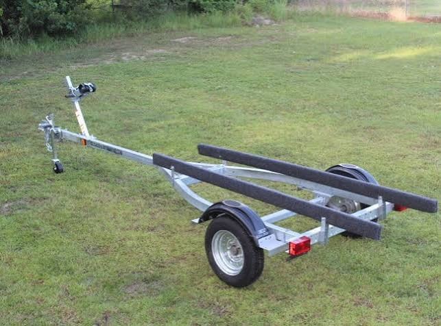 2025 EZ Loader B1000