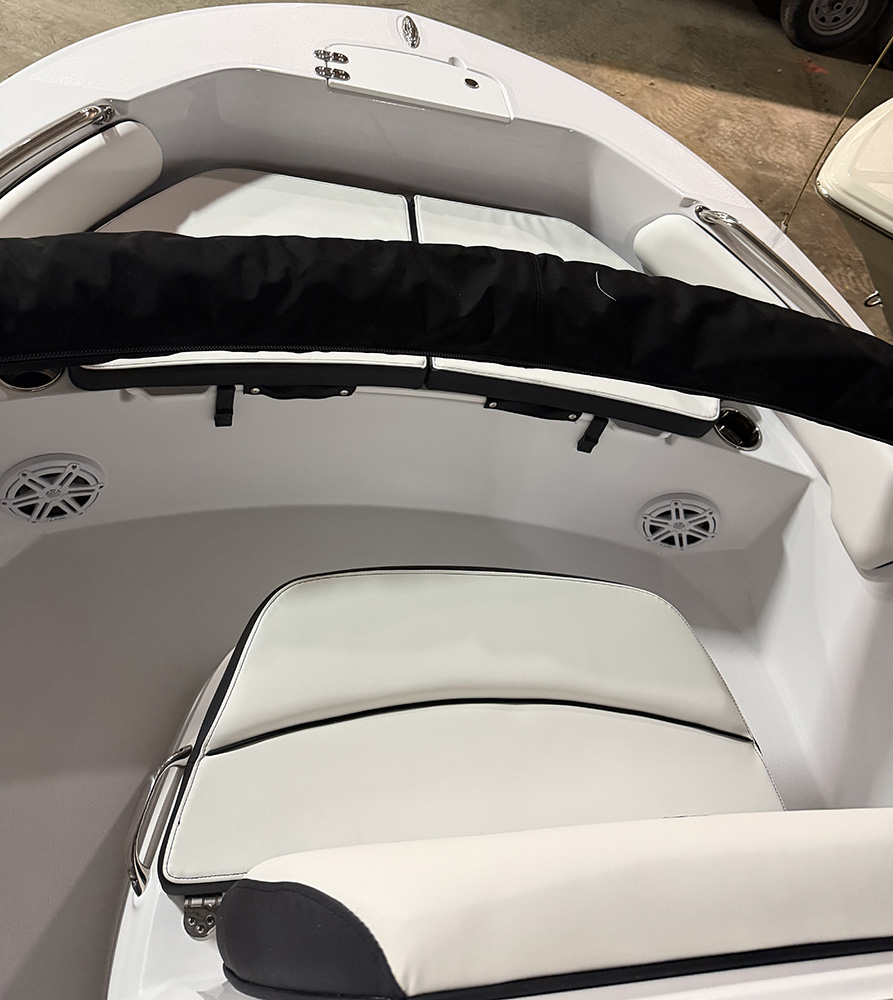 2026 Stingray 173CC photo 4