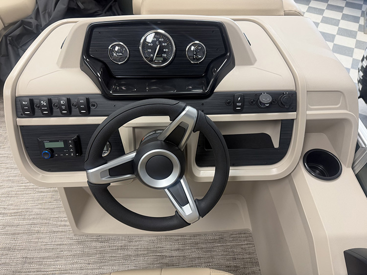 2027 Godfrey EX1880CX photo 10