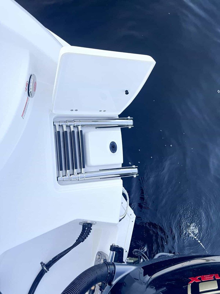2027 Stingray 23 Osx photo 3